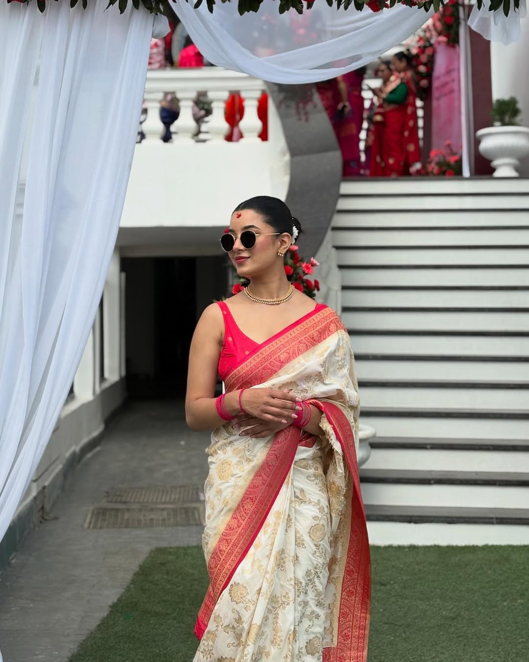 Modern Minimalist Banarasi Saree – Pure Elegance in Soft Silk