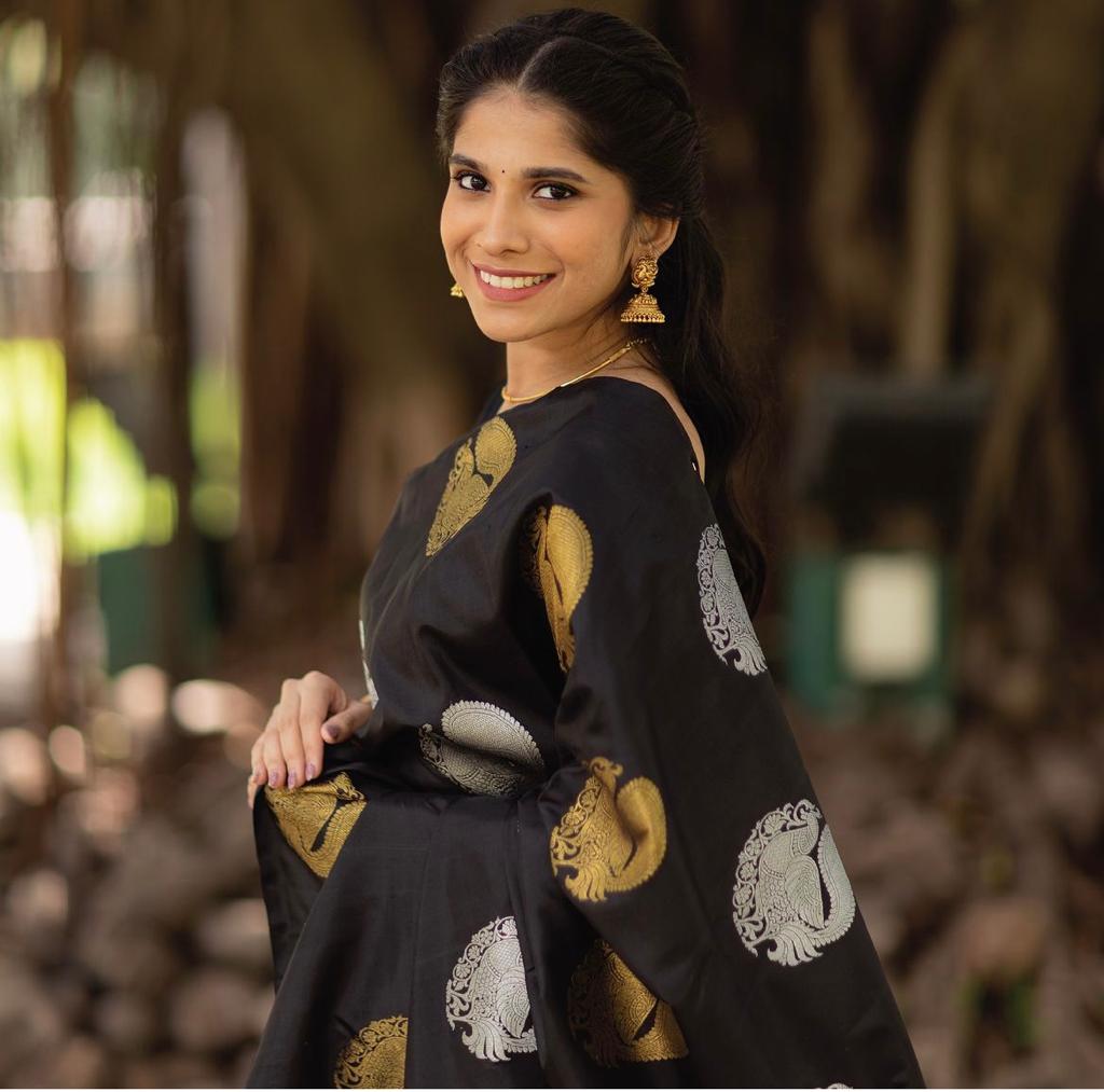 Banarasi Soft Silk Saree in Elegant Minimal Design