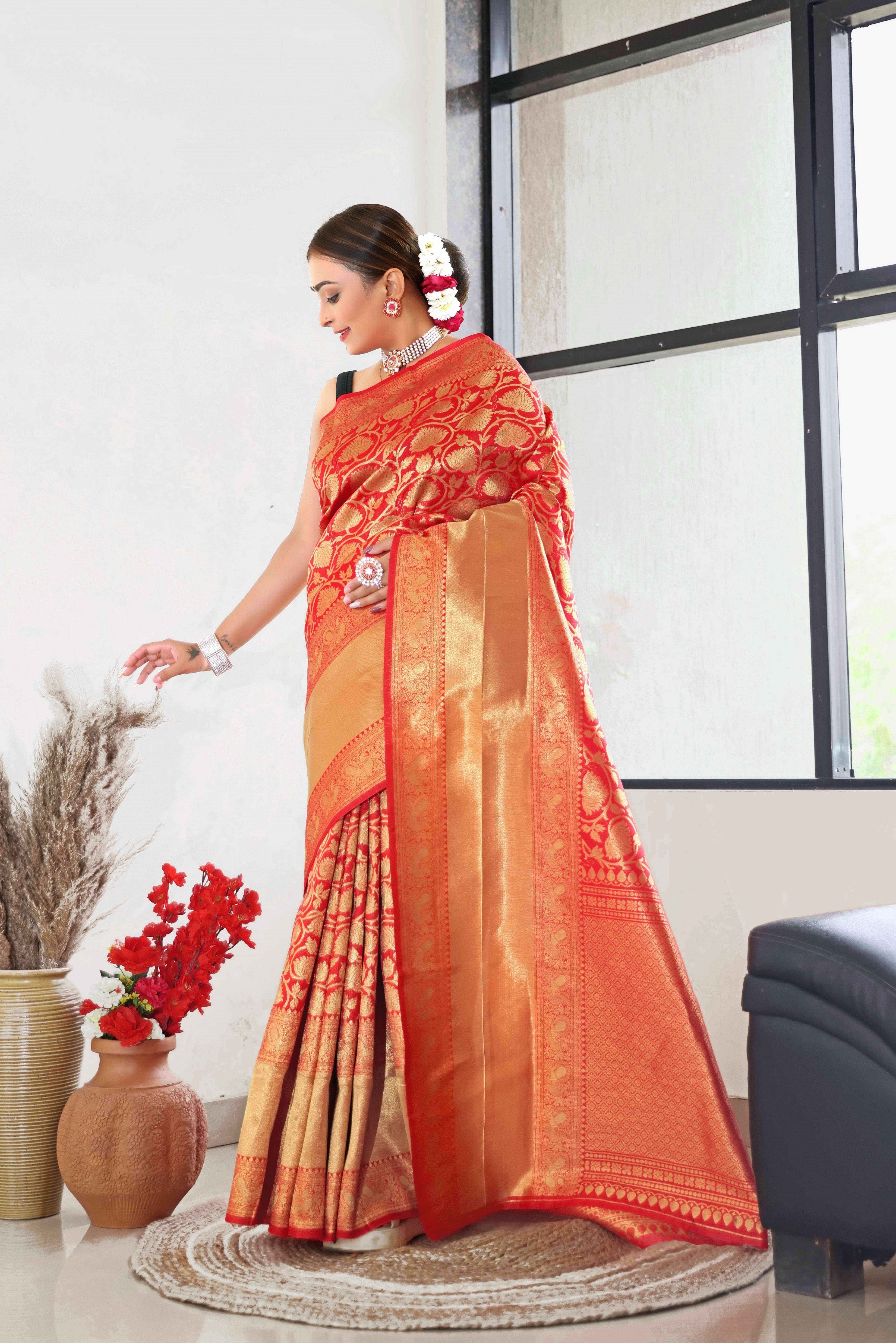 Shakuntala Banarasi Soft Silk Saree with Rich Gold Zari & Jacquard Weave – Classic Traditional Motifs