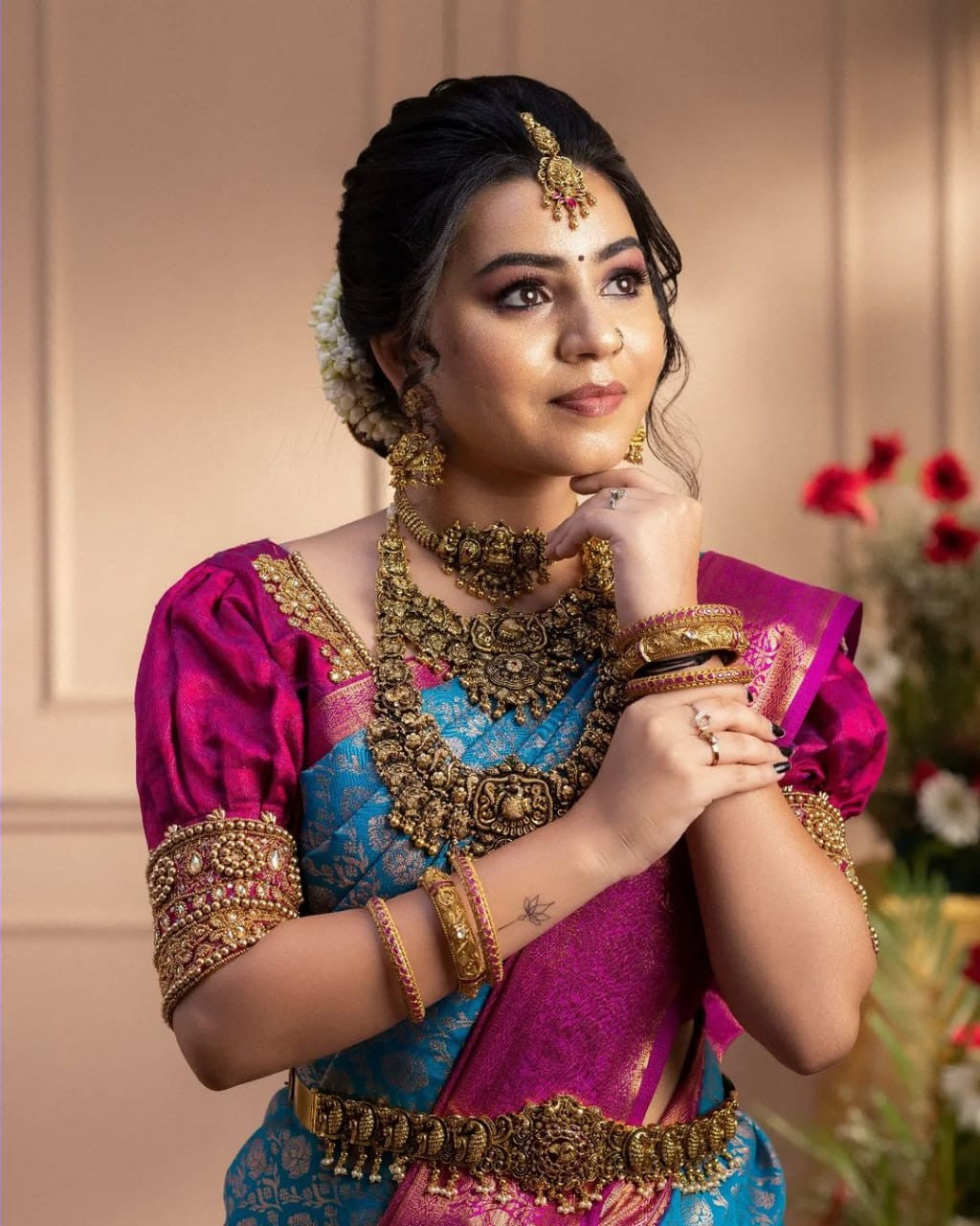 Banarasi Silk Saree in Soft Finish – Copper Zari Highlights & Classic Jacquard Weave