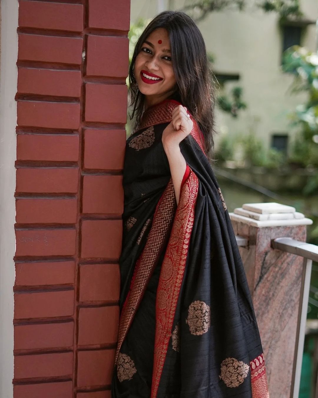 Elegant Banarasi Soft Silk Saree with Copper Zari Weaving
