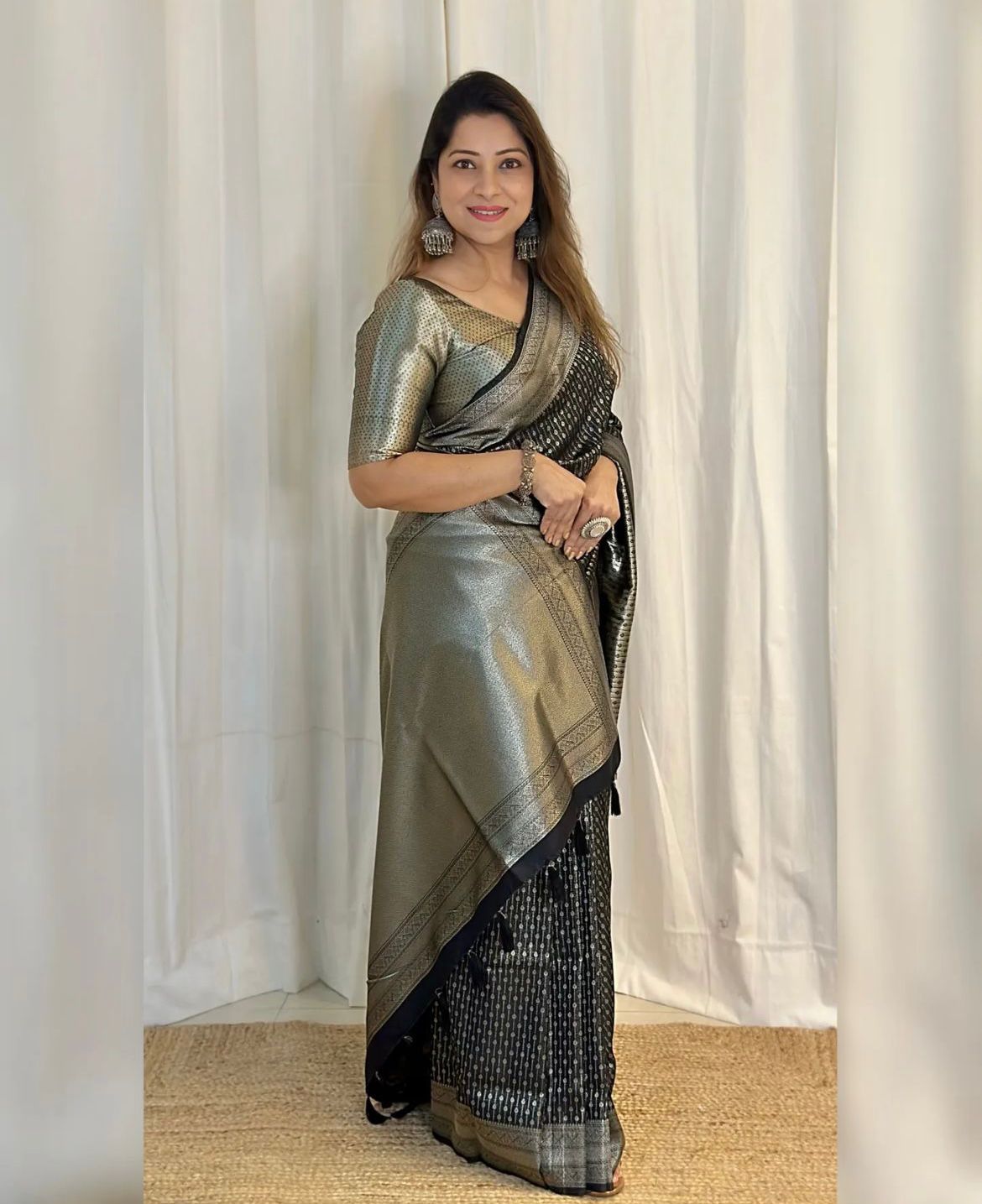 Banarasi Soft Silk Saree with Elegant Lustrous Finish Copper Zari Weaving