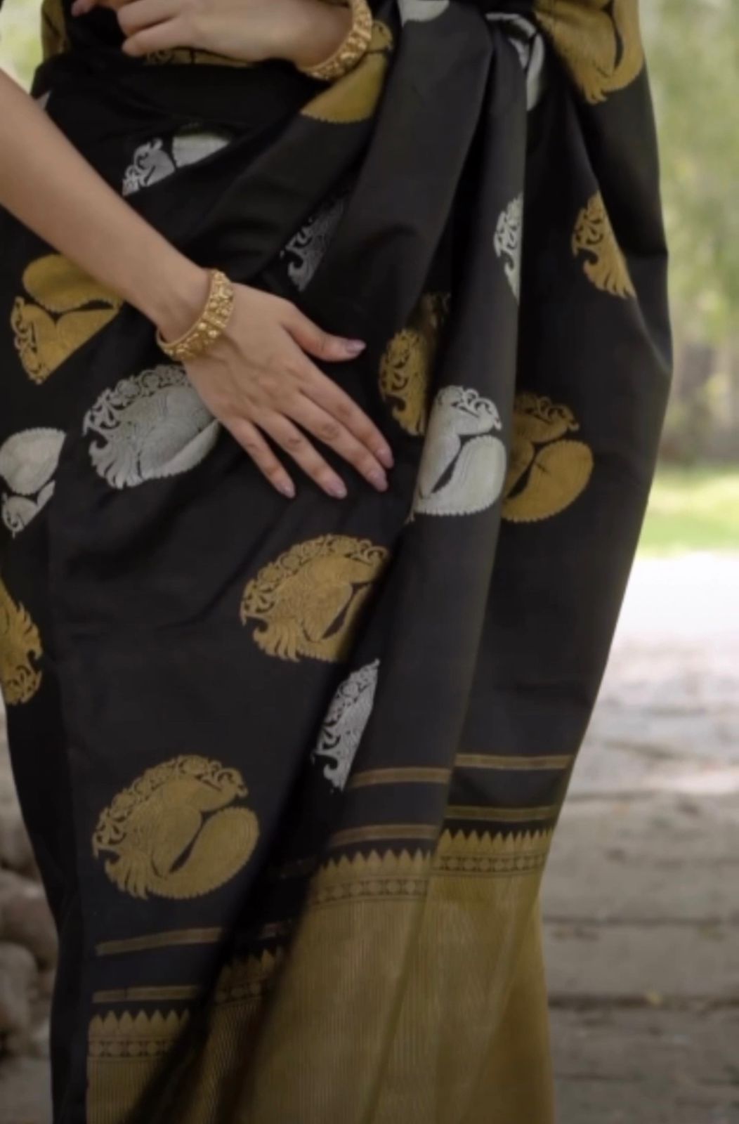 Banarasi Soft Silk Saree in Elegant Minimal Design